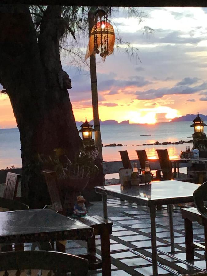 Andaman Beach Resort קו ג'ום מראה חיצוני תמונה