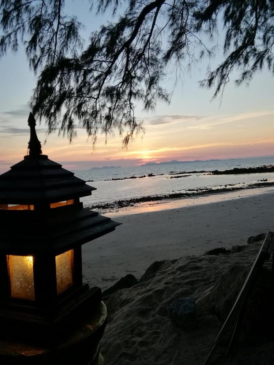 Andaman Beach Resort קו ג'ום מראה חיצוני תמונה