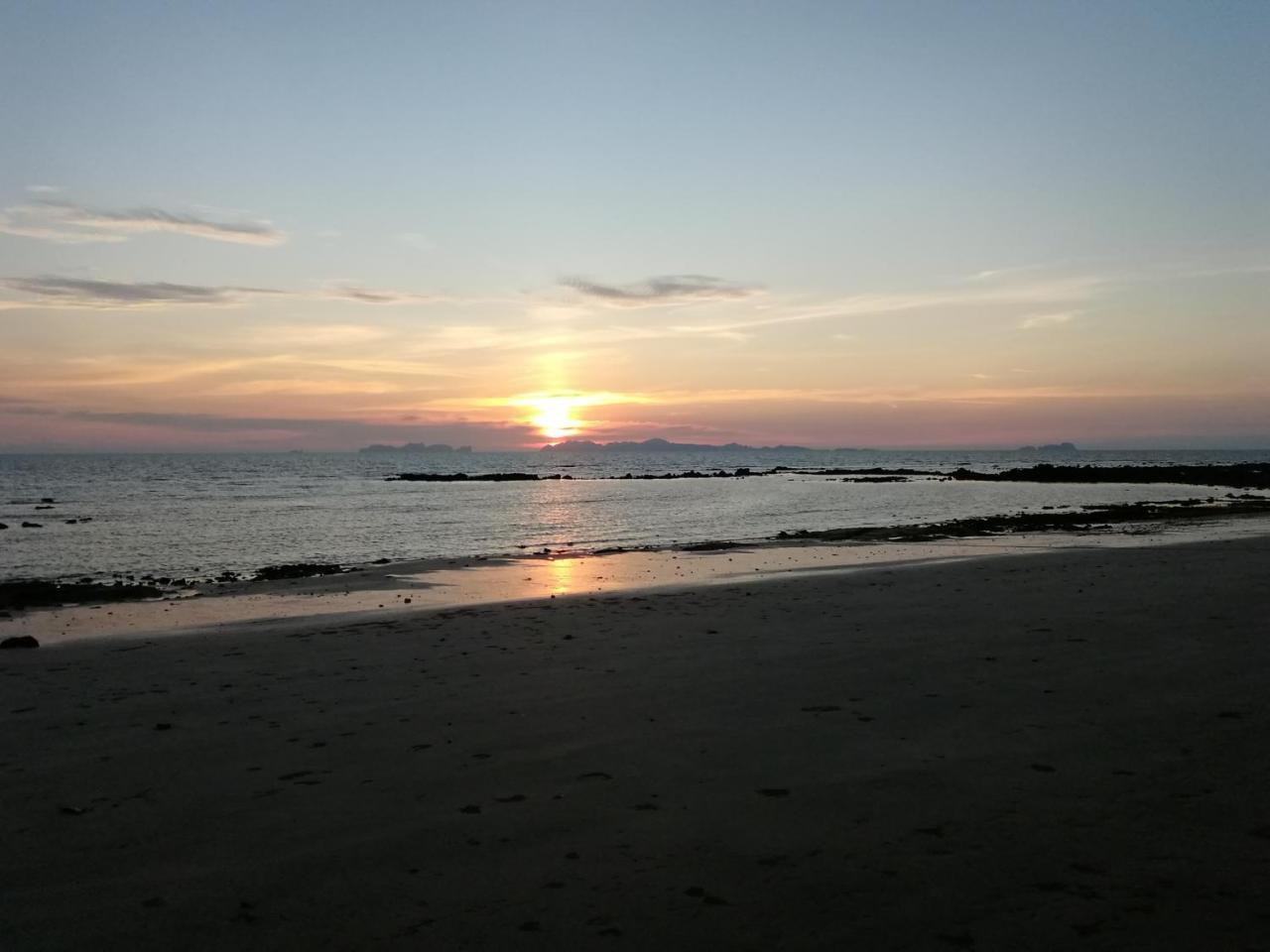 Andaman Beach Resort קו ג'ום מראה חיצוני תמונה