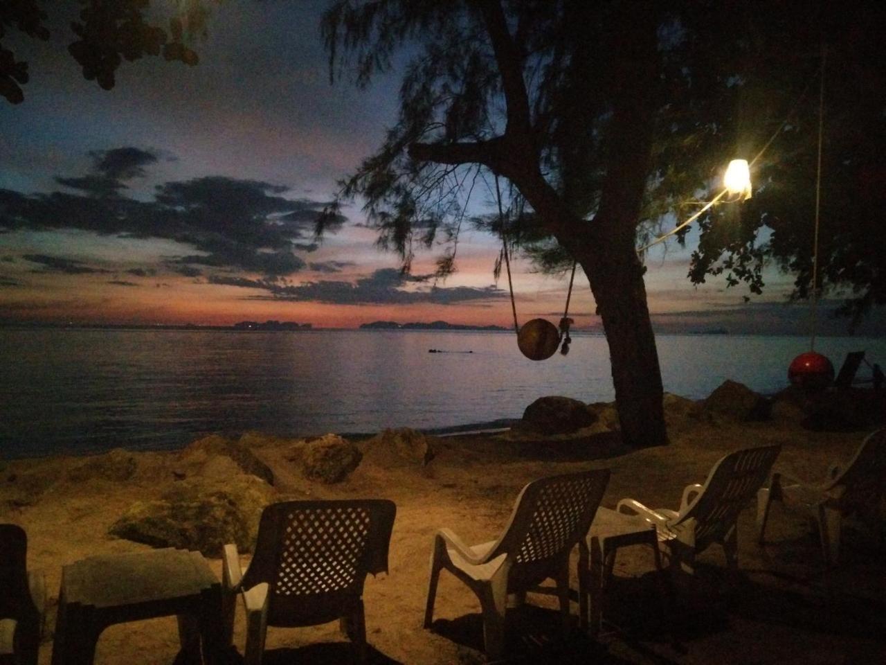 Andaman Beach Resort קו ג'ום מראה חיצוני תמונה